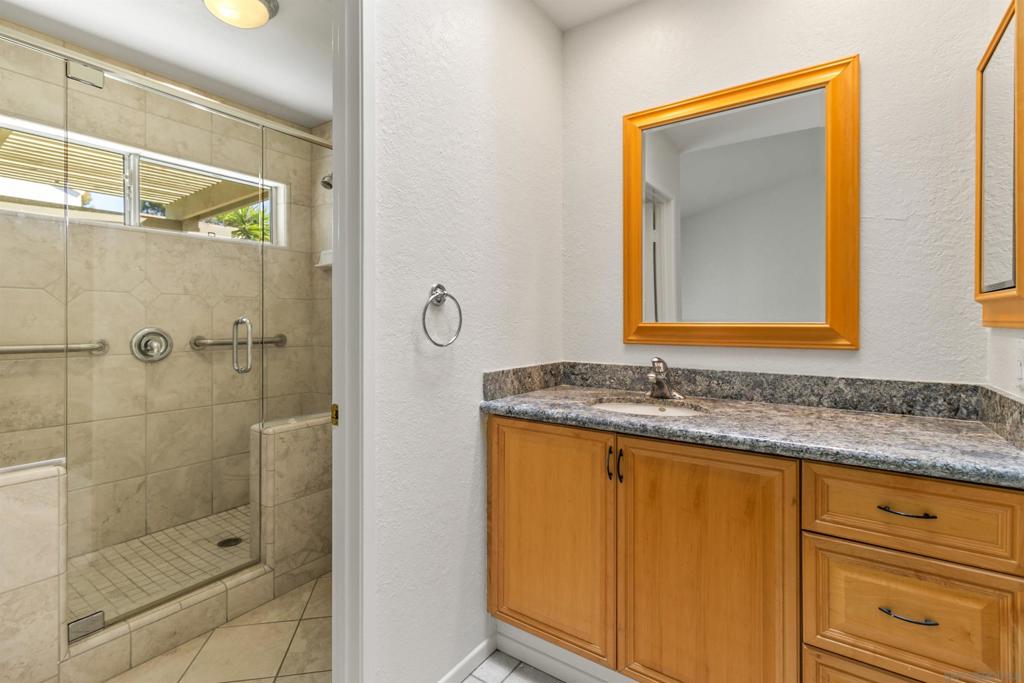 La Costa - Residential Lease