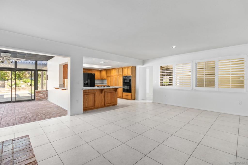 La Costa - Residential Lease