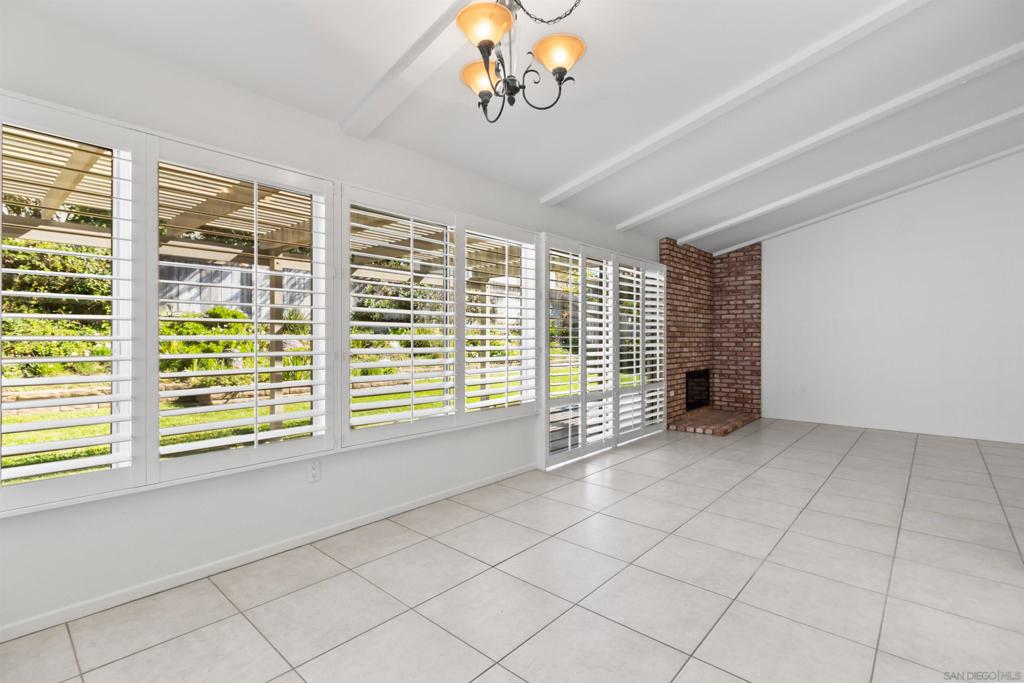 La Costa - Residential Lease