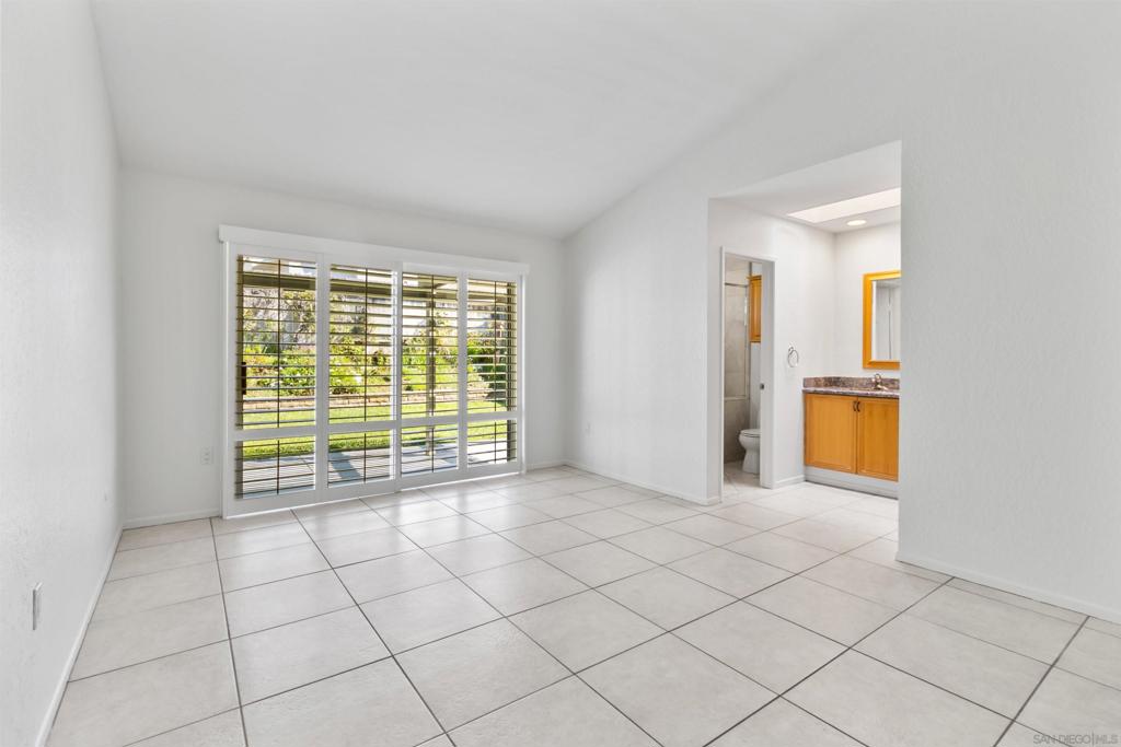 La Costa - Residential Lease