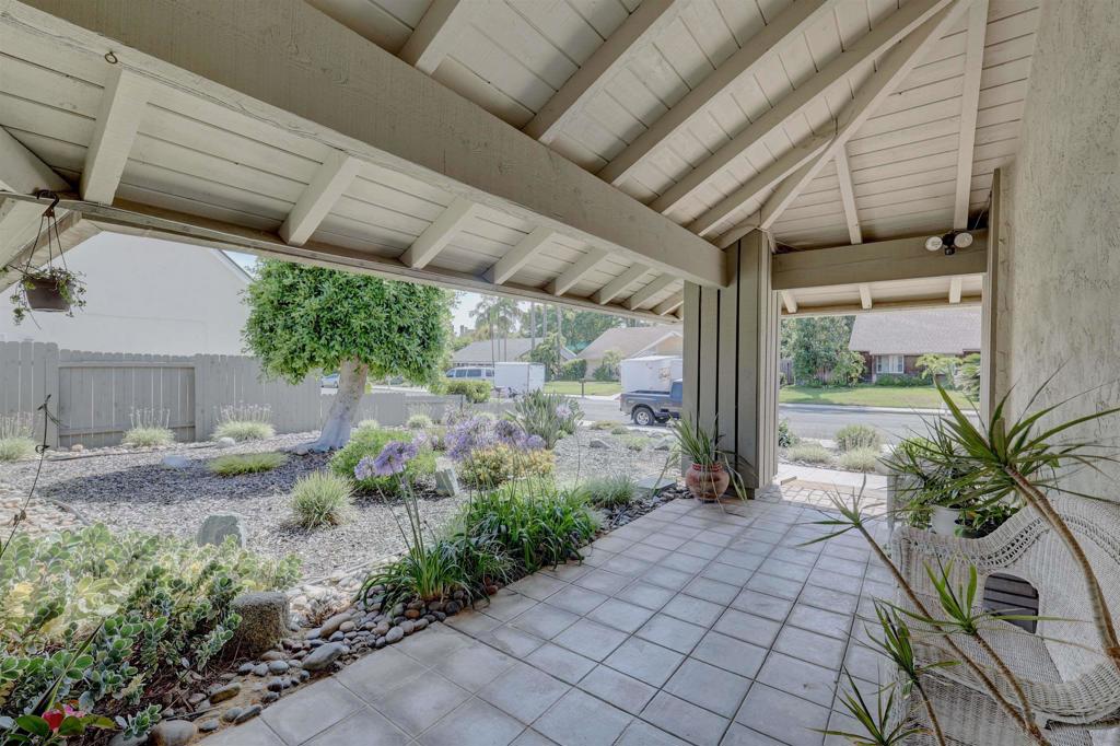 La Costa - Residential Lease
