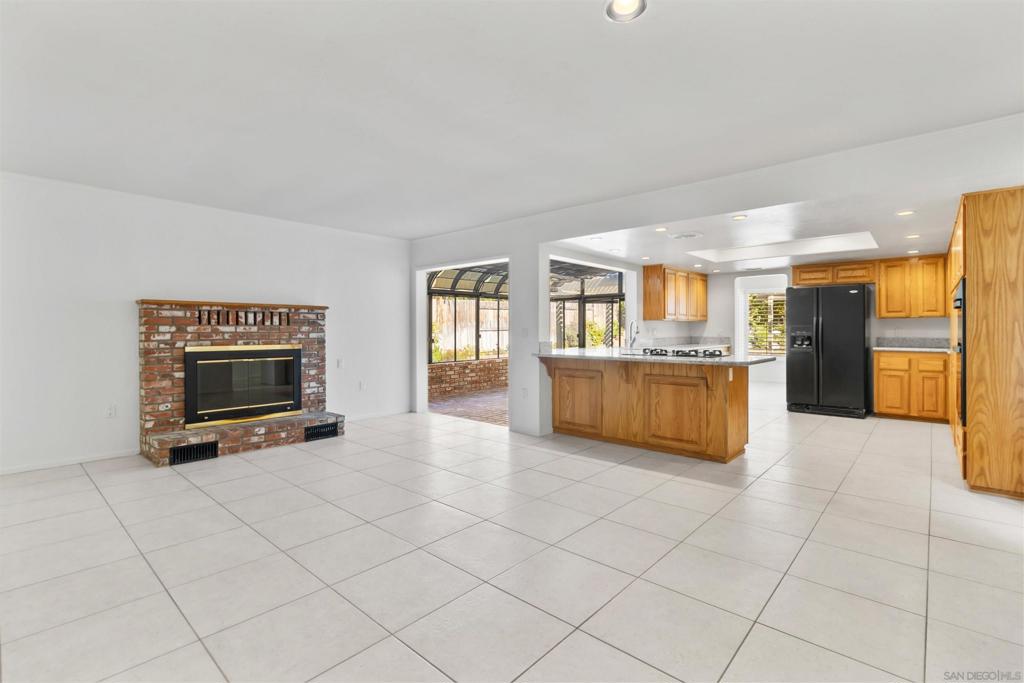 La Costa - Residential Lease