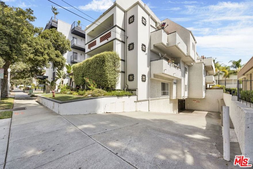 Welcome to 156 S Oak Knoll Ave #101, a beautifully remodeled and inviting 2-bedroom, 2-bathroom condo in the heart of Pasadena. Thoughtfully designed with both style and comfort in mind, this warm and modern home offers a perfect blend of convenience and charm. Step inside to an open-concept layout featuring a bright living space and a tastefully updated kitchen with newer appliances. For added ease, the unit includes a private in-home washer and dryer. The primary suite provides a peaceful retreat with its own bathroom, while the second bedroom is perfect for guests, a home office, or creative space. The large patio is perfect for morning coffee breaks or al fresco dining. Enjoy the benefits of an enclosed two-car garage with additional storage, a rare find in this prime location. Just a short distance away, you'll discover Pasadena favorites such as Urth Cafe, the Pasadena Playhouse, boutique shopping, cafes, and an array of dining and nightlife options. Within minutes, you can drive to Trader Joe's, Whole Foods, Erewhon, Caltech, ArtCenter, and PCC. Tucked away on a charming tree-lined street, the home offers a quiet escape while still being close to major freeways for easy commuting. Central yet serene, this condo truly has it all. Don't miss this opportunity - schedule your showing today.