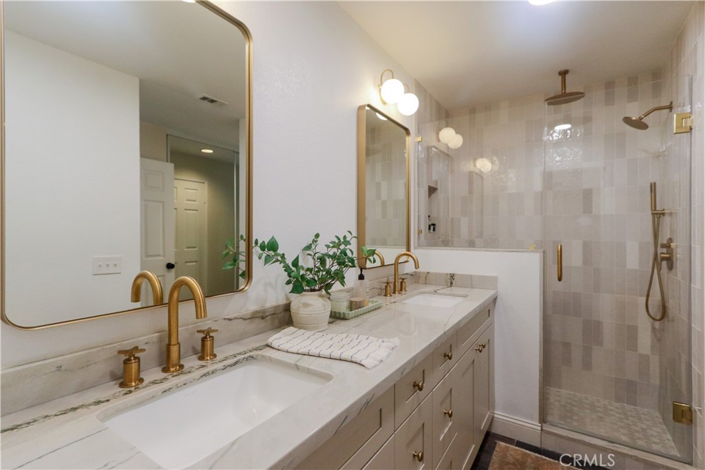 Tijeras Creek Villas (TCV) - Residential