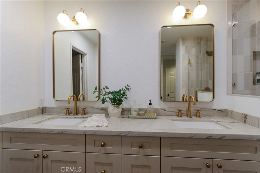 Tijeras Creek Villas (TCV) - Residential