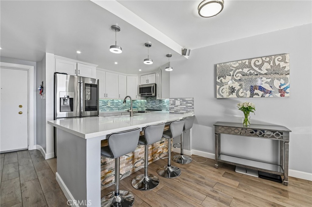 700 E Ocean Boulevard 1208