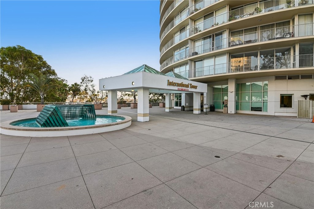 700 E Ocean Boulevard 1208