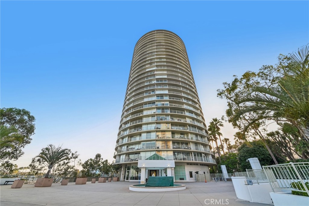 700 E Ocean Boulevard 1208