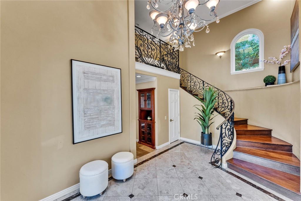 762 Harwood Court