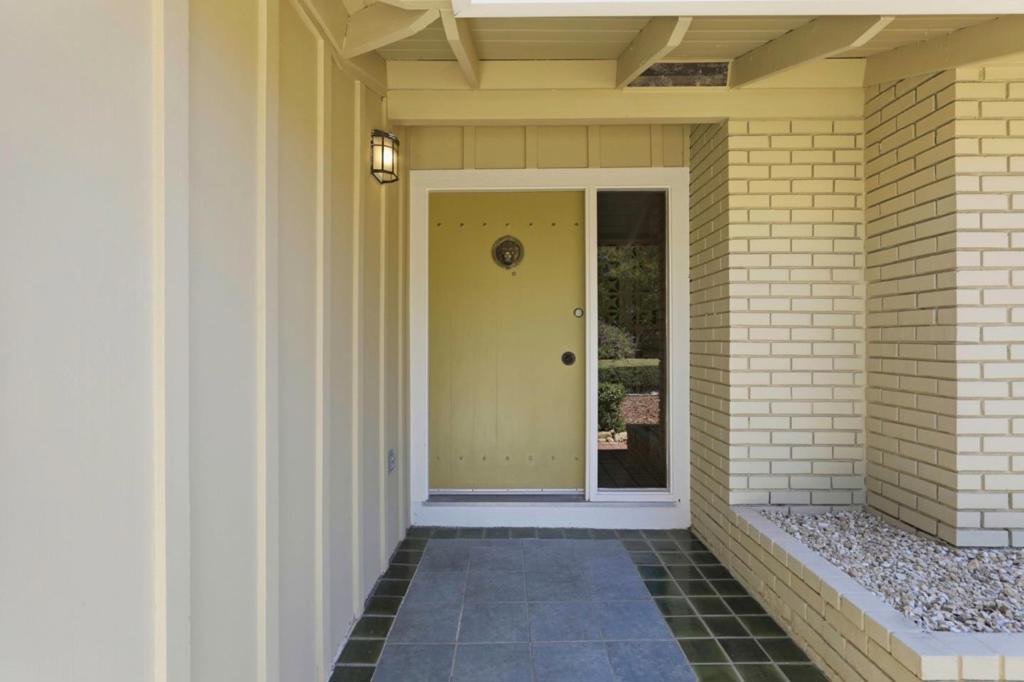 11106 Linda Vista Dr DR, Cupertino CA 95014