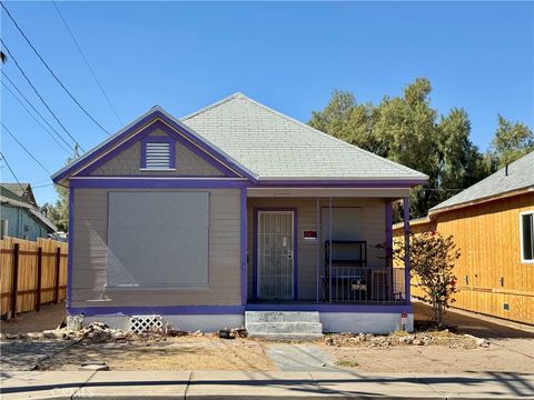 Photo of 406 D Street, Needles, CA 92363 (MLS # JT25248411)