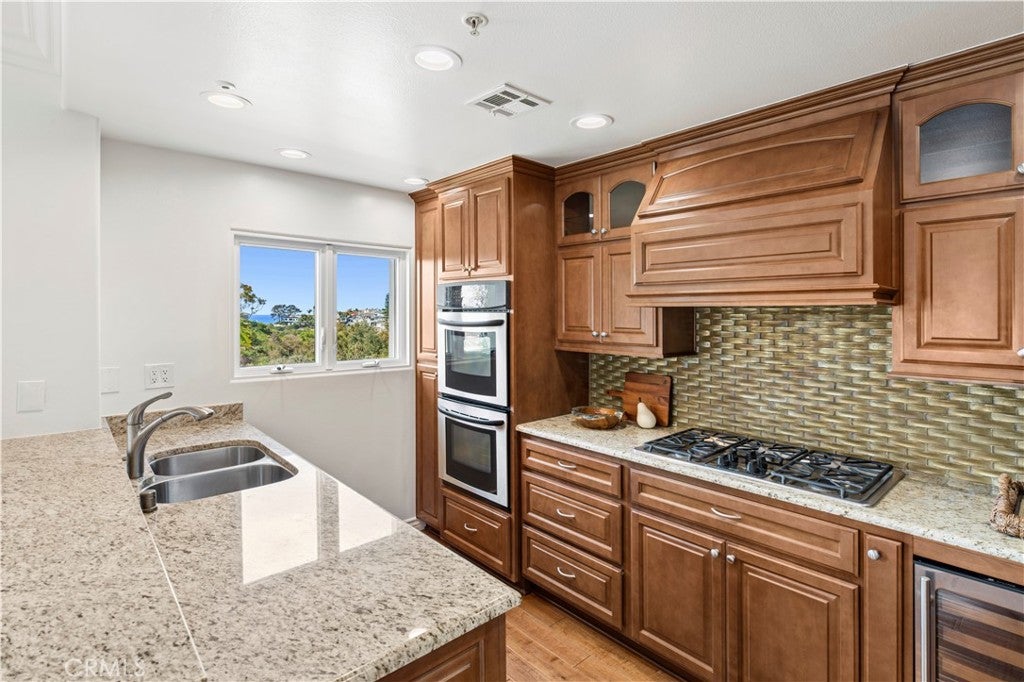 401 Seaward 6, Newport Beach CA 92625 - Photo 8