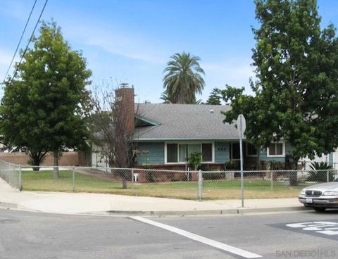 Photo of 903 11Th St St, Imperial Beach, CA 91932 (MLS # 260005562SD)