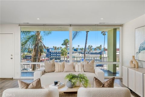 3901 E Livingston Drive 402 Long Beach CA 90803