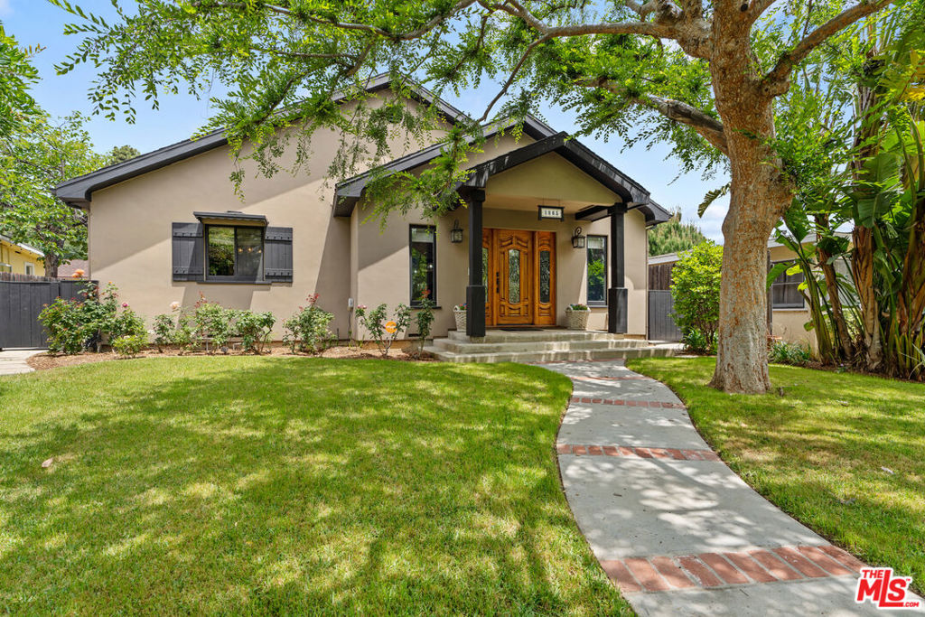 1865 E Villa Street