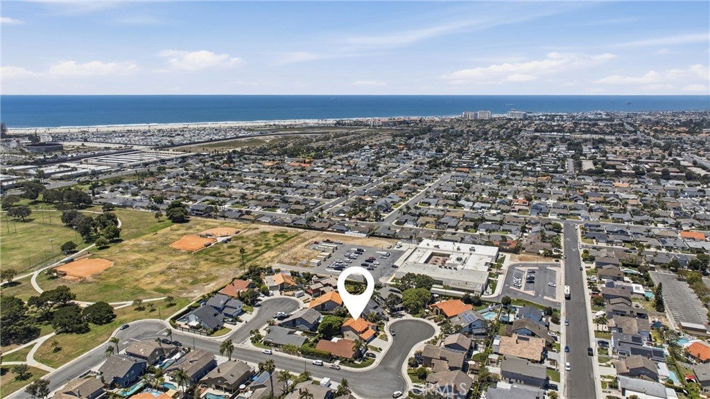 8832 Arcel CIR, Huntington Beach CA 92646