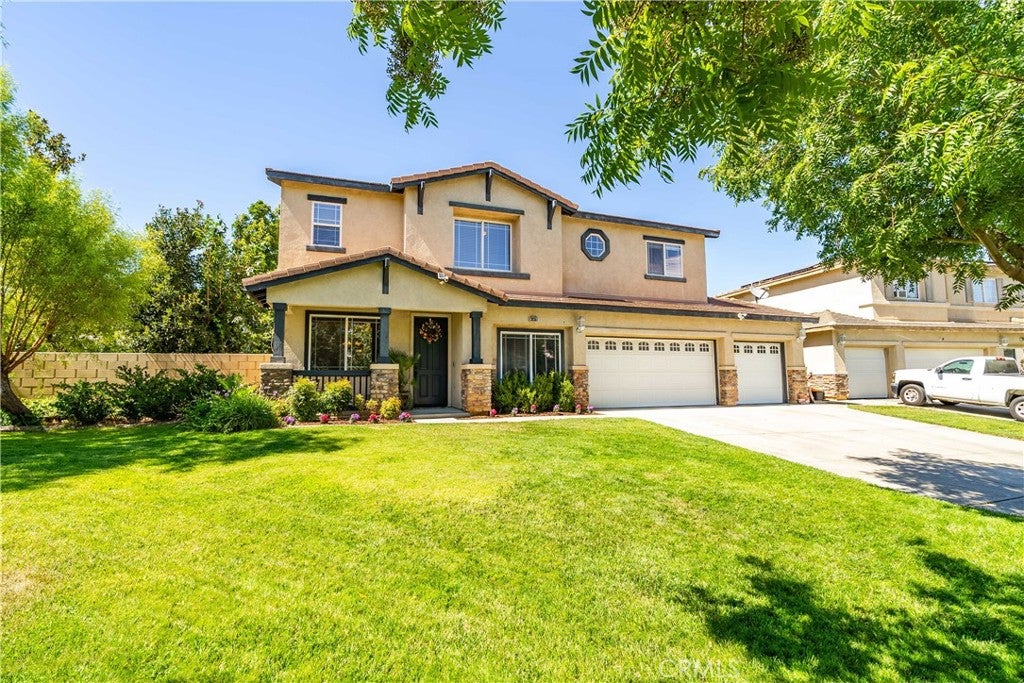39361 Chantilly Ln