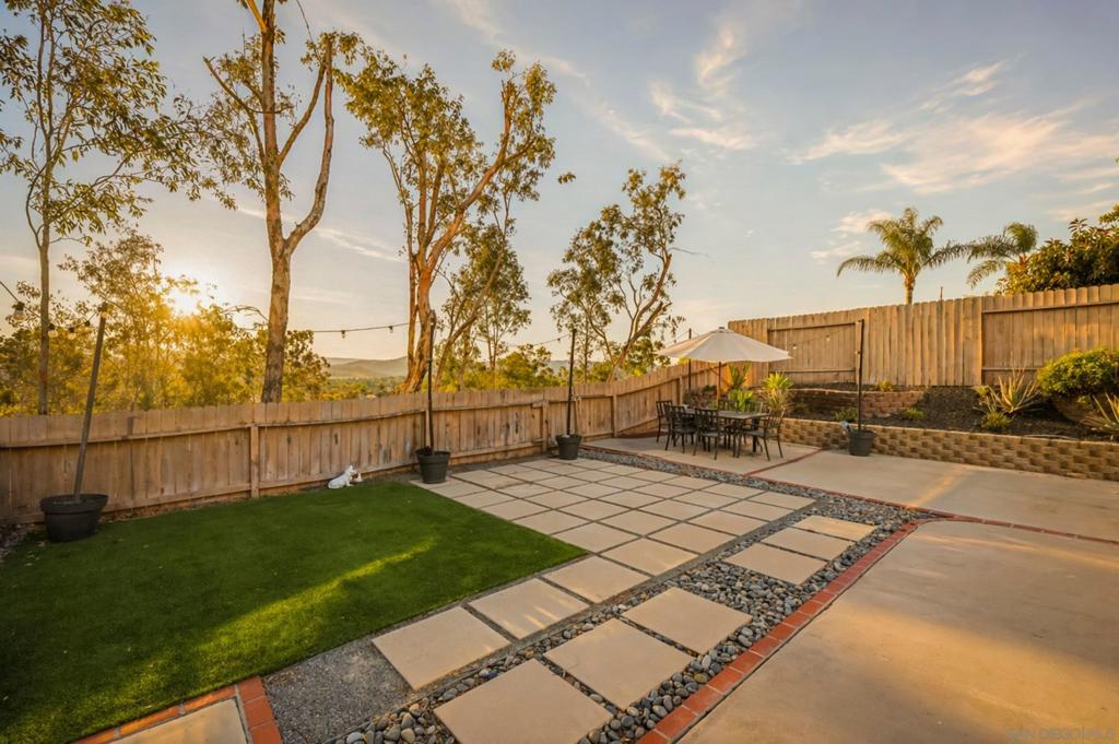 1260 Soria Glen