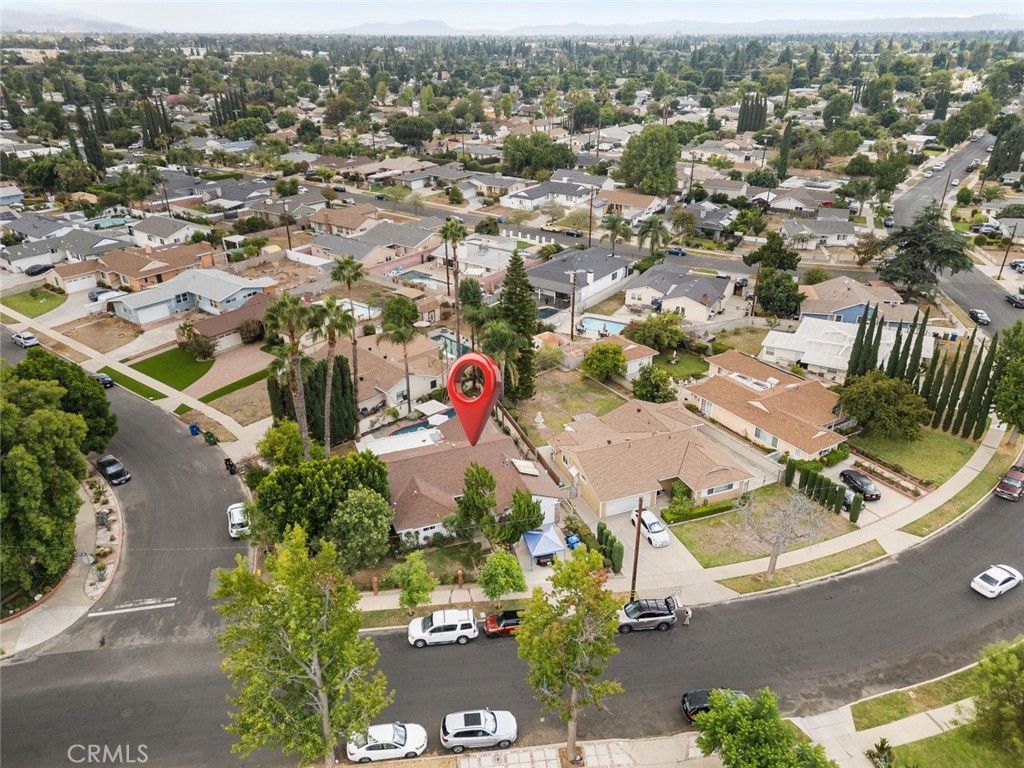Photo of 11372 Gaynor Avenue, Granada Hills, CA 91344 (MLS # SR25233796)