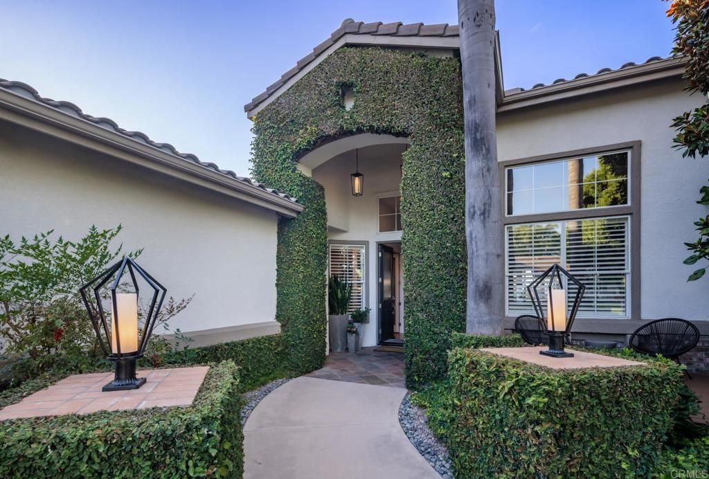 Photo of 3428 Camino Corte, Carlsbad, CA 92009 (MLS # NDP2510133)