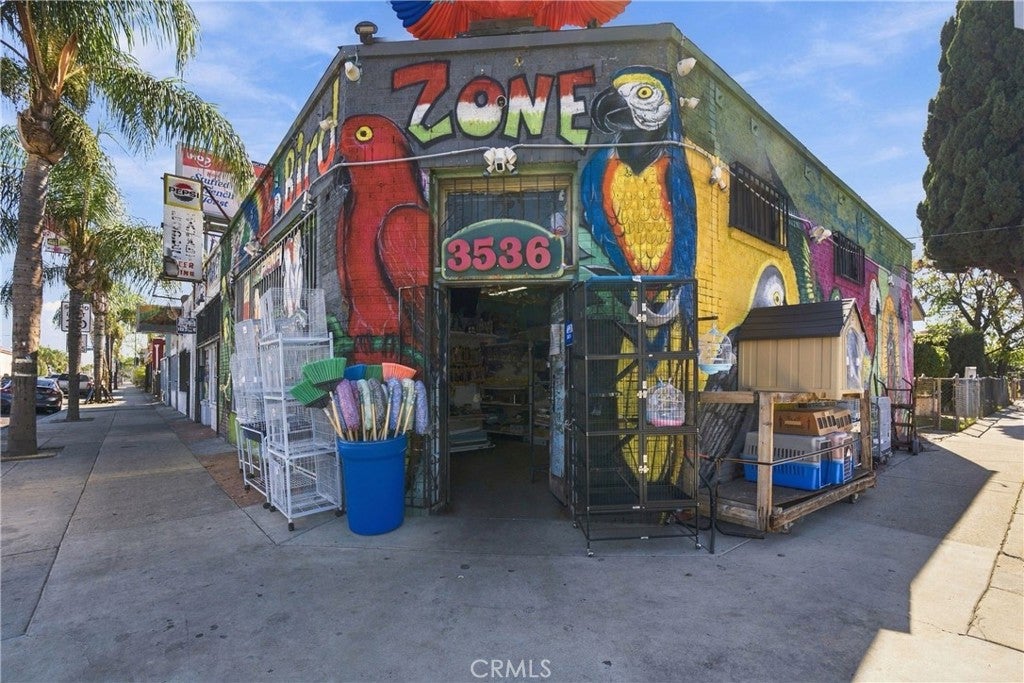 3536 E Cesar E Chavez