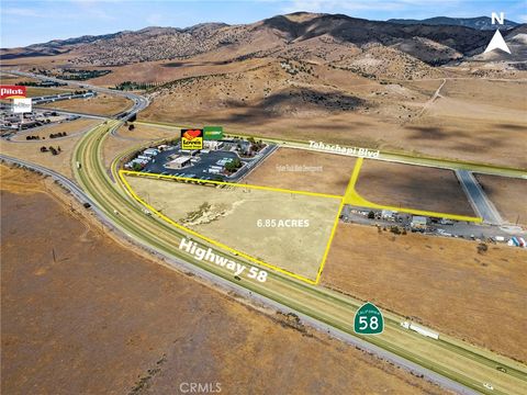 Photo of 0 Monolith Street, Tehachapi, CA 93561 (MLS # CV25219752) Photo of 0 Monolith Street, Tehachapi, CA 93561 (MLS # CV25219752)
