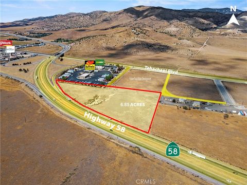 Photo of 0 Monolith Street, Tehachapi, CA 93561 (MLS # CV25219752)