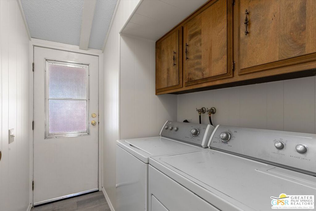 Date Palm Country Cl - Manufactured In Park