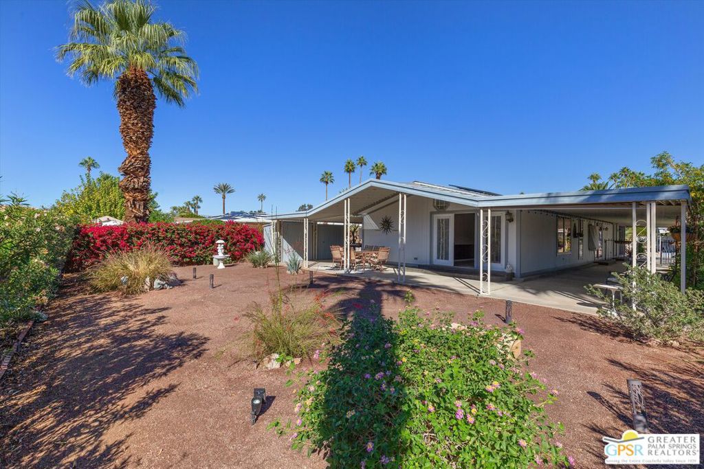 Date Palm Country Cl - Manufactured In Park