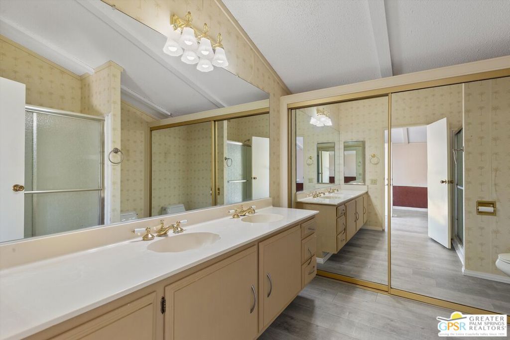 Date Palm Country Cl - Manufactured In Park