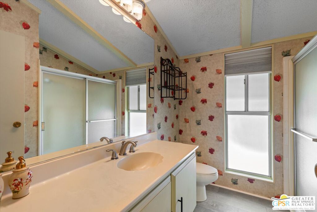 Date Palm Country Cl - Manufactured In Park