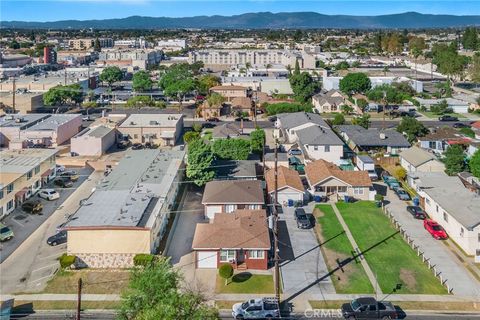 Photo of 9833 Walnut St, Bellflower, CA 90706 (MLS # SB25243644)