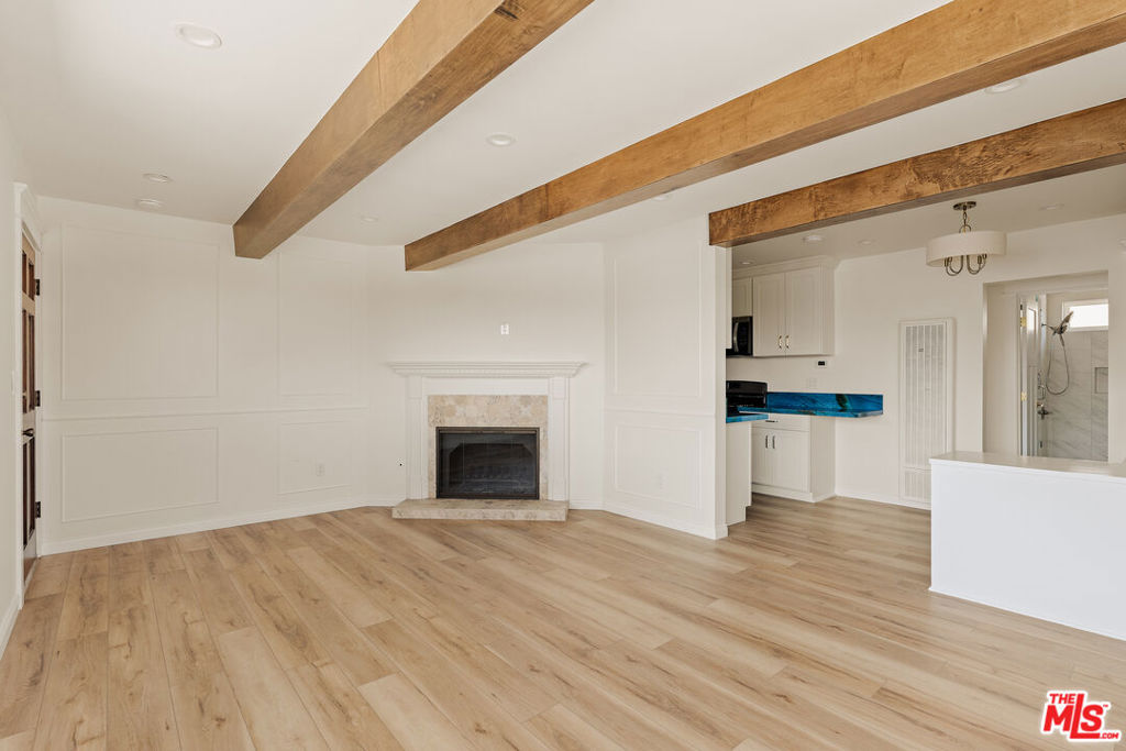 1466 Manhattan Beach Boulevard 4