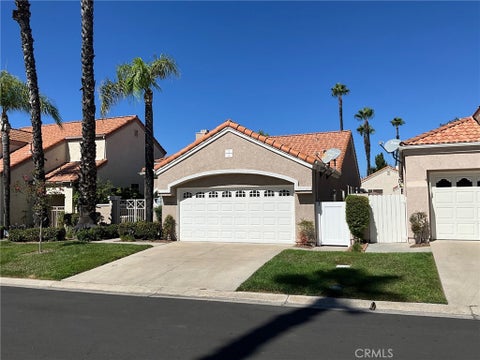 Photo of 40363 Via Estrada, Murrieta, CA 92562 (MLS # IG26202342)