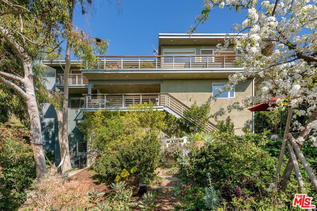 listing image 130721184034943012415