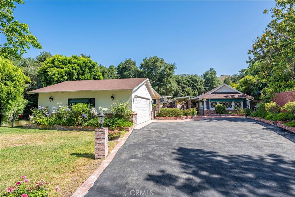 1125 Indian Springs Drive
