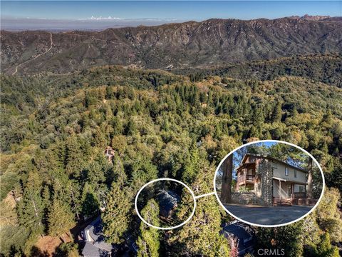 Photo of 198 Pine Ridge, Crestline, CA 92325 (MLS # IG25247308) Photo of 198 Pine Ridge, Crestline, CA 92325 (MLS # IG25247308)
