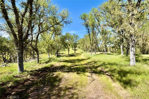 Tiny photo for 0 Gateway Drive, Paso Robles, CA 93446 (MLS # NS25080095)