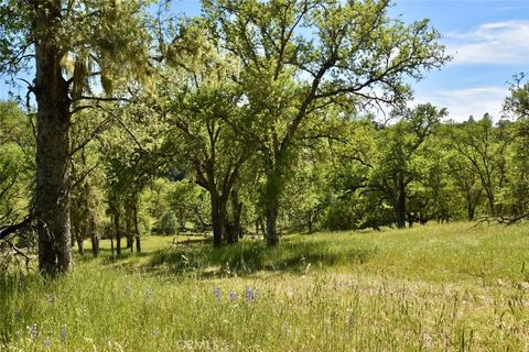 Tiny photo for 0 Gateway Drive, Paso Robles, CA 93446 (MLS # NS25080095)