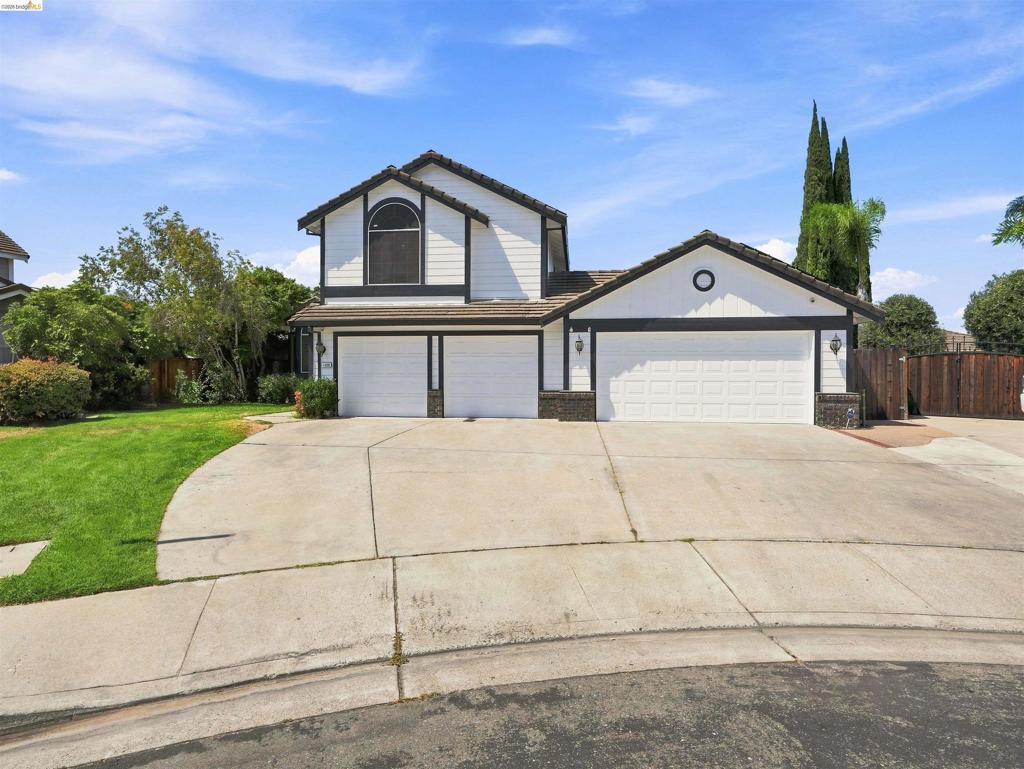 1529 Thistle Court