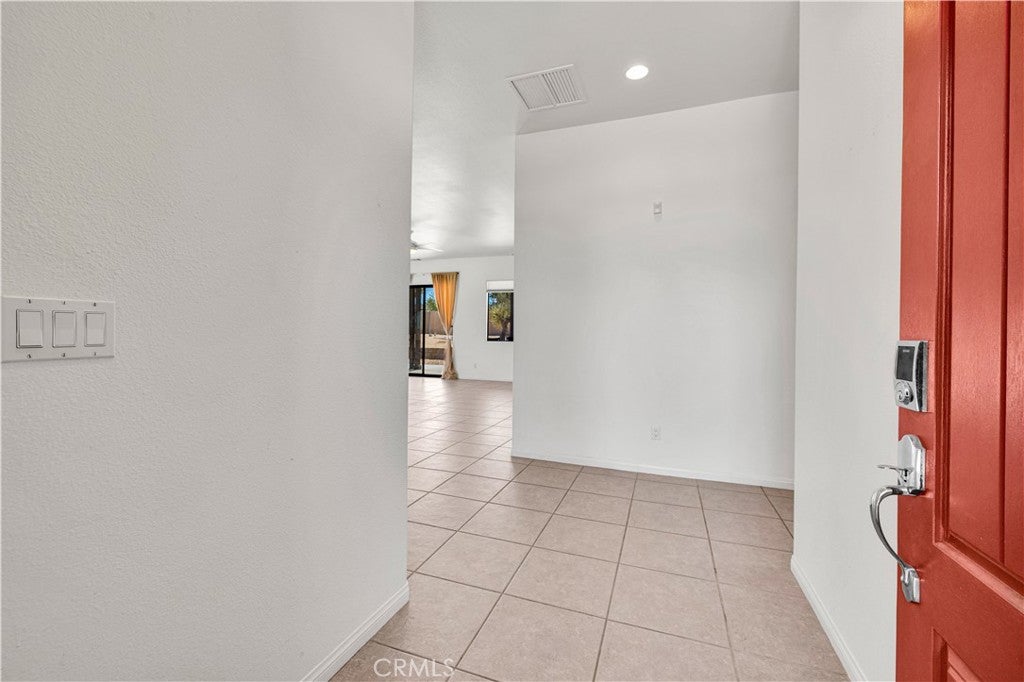 58055 Desert Gold Drive