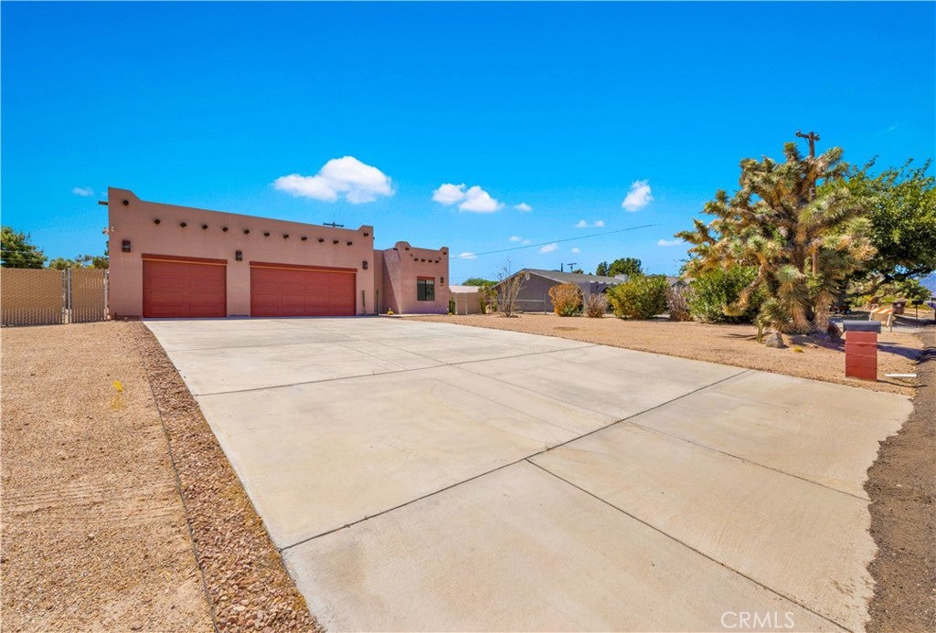 58055 Desert Gold Drive