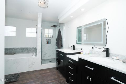 Tiny photo for 2716 Windcrest Court, Oxnard, CA 93036 (MLS # V1-33555)