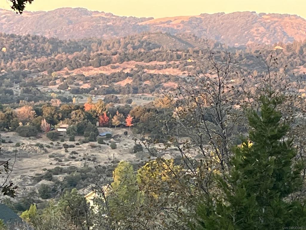 4129 Eagle Peak