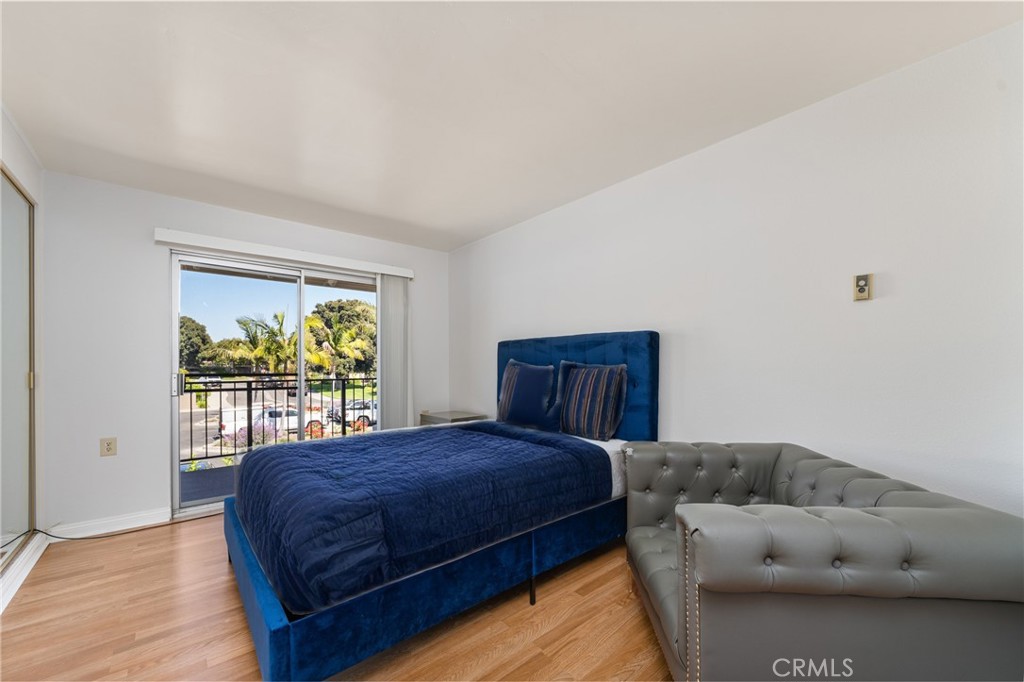 2338 Avenida Sevilla P