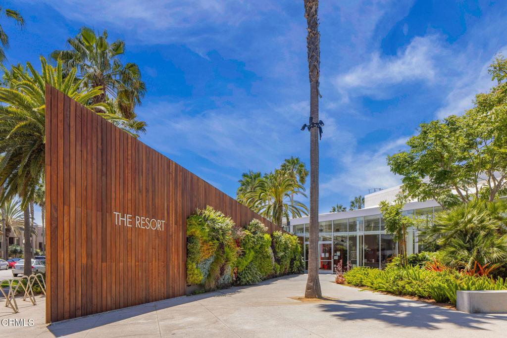 13020 Pacific Promenade 102, Playa Vista CA 90094