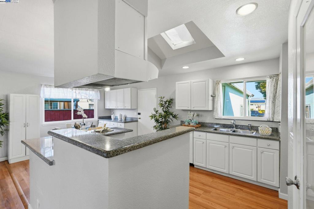 WINTON GROVE - Residential