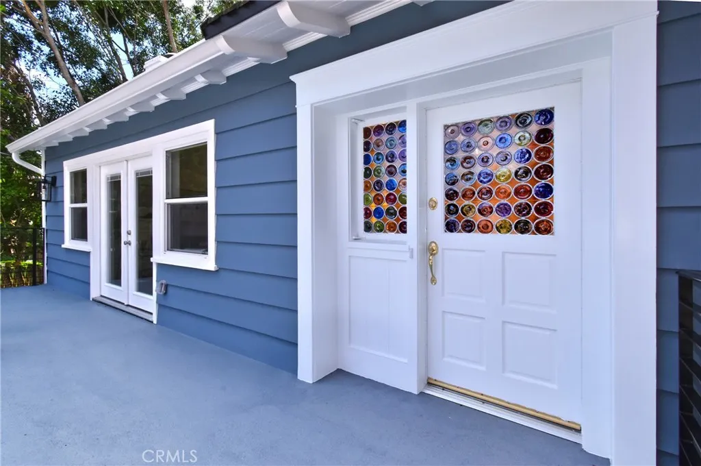 Studio City, California 91604, United States, 3 Bedrooms Bedrooms, ,4 BathroomsBathrooms,Residential,Pending,200922