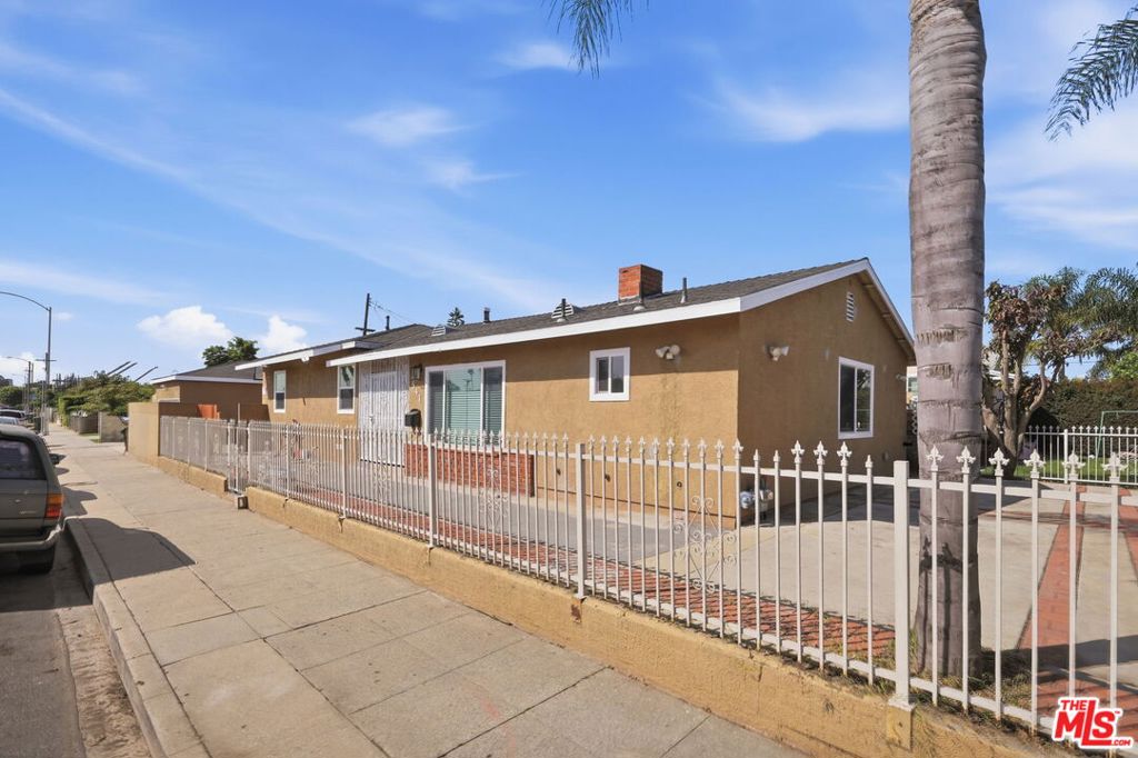 541 Mcdonald Avenue, Wilmington CA 90744