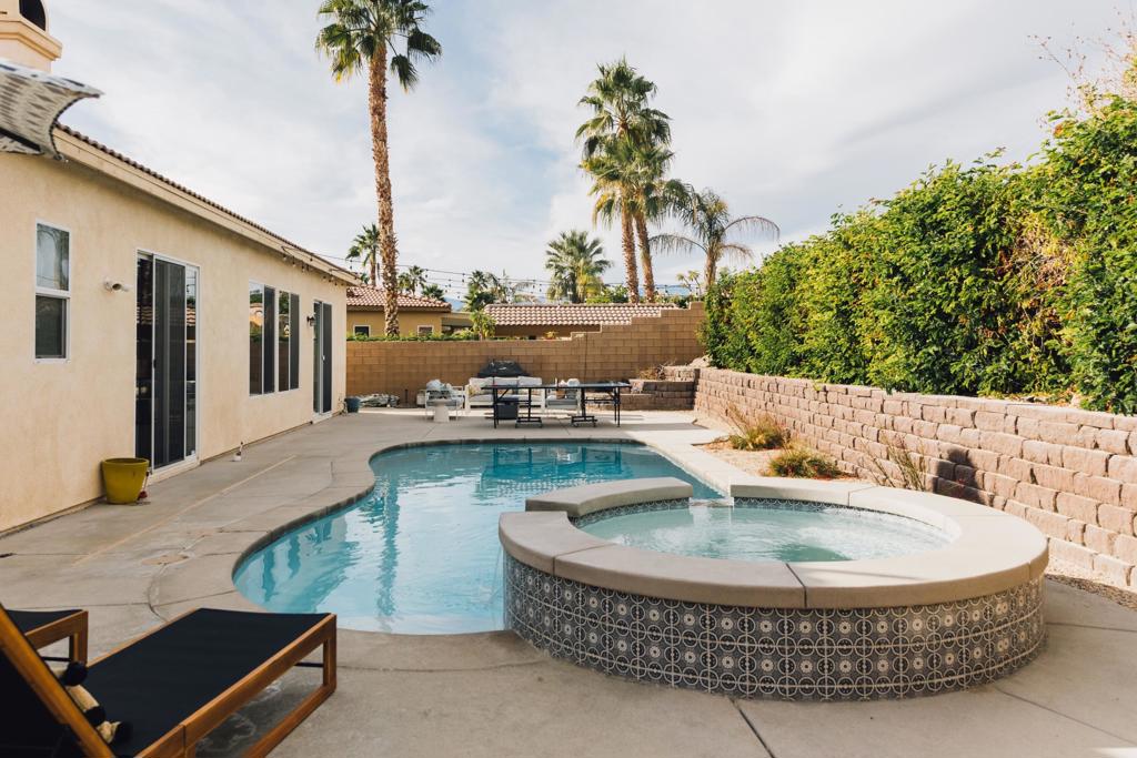 Esplanade - Residential